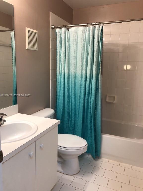 Building Photo - 571 208th Cir