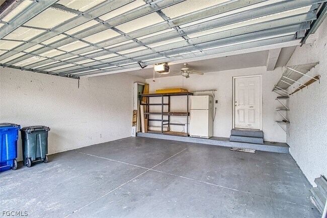 Building Photo - 9205 Belleza Way