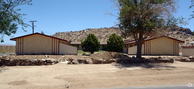 Primary Photo - 20305 Carlisle Rd