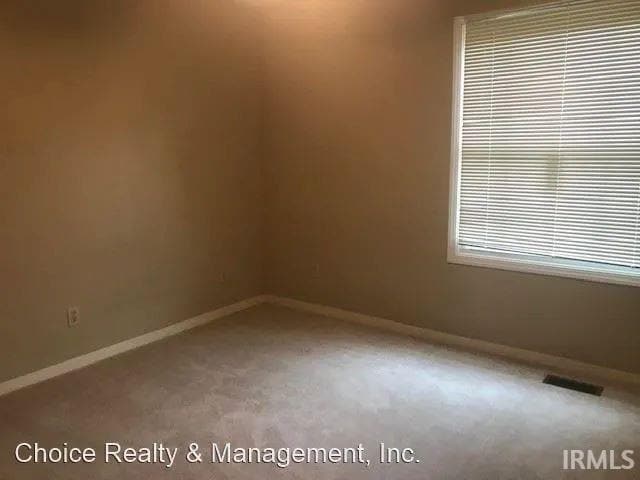 Building Photo - 1615 S Buffstone Ct