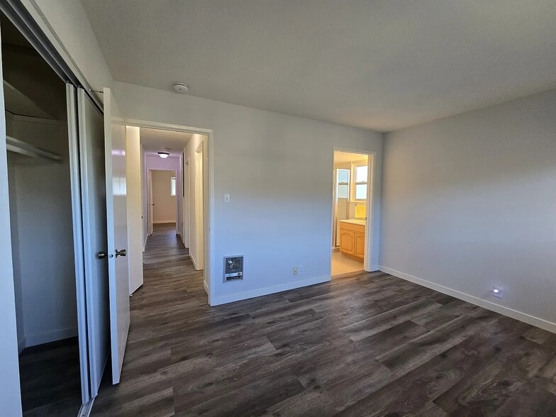 Building Photo - 14583 Doolittle Dr