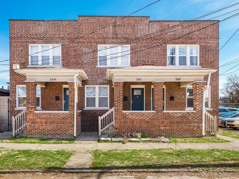 Primary Photo - 366 Gilbert St
