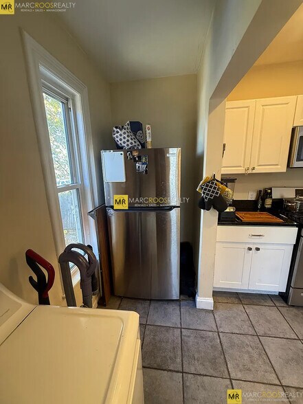 Building Photo - 36 Pratt St