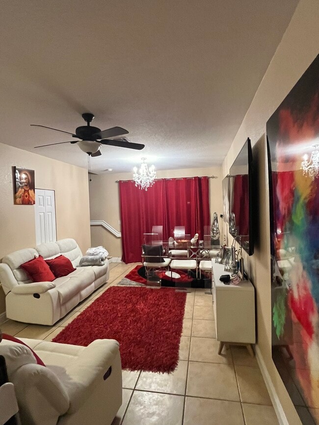 Living room - 6358 Landings Way