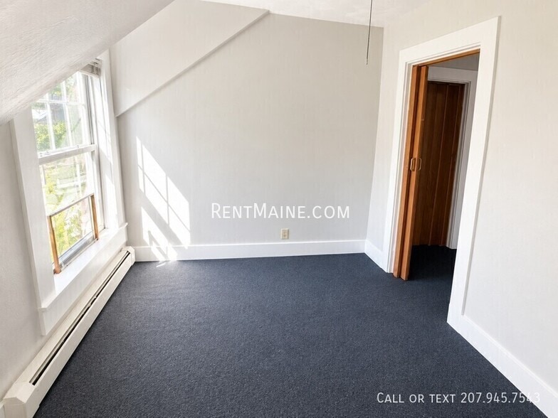 Building Photo - 35 Bosworth St