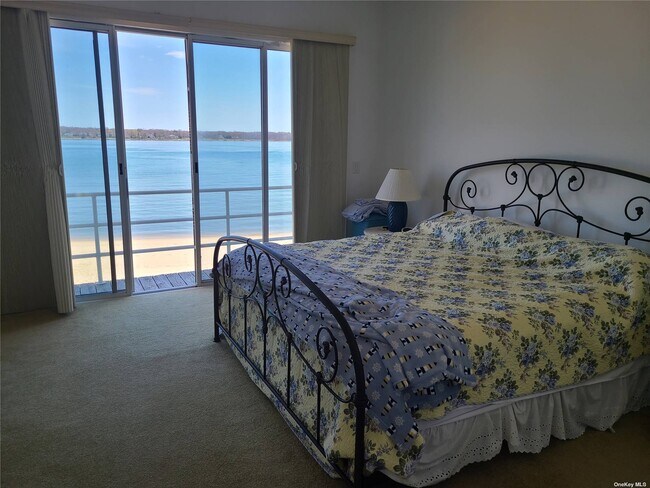 Building Photo - 160 5th St