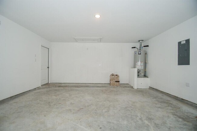 Building Photo - 4123 Saw Mill Peak Ln