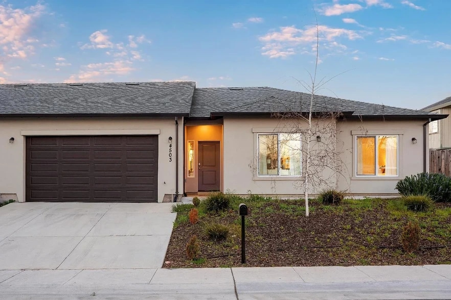 Building Photo - 4503 Cyclamen Way
