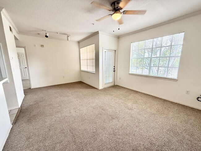 Building Photo - 2564 Robert Trent Jones Dr