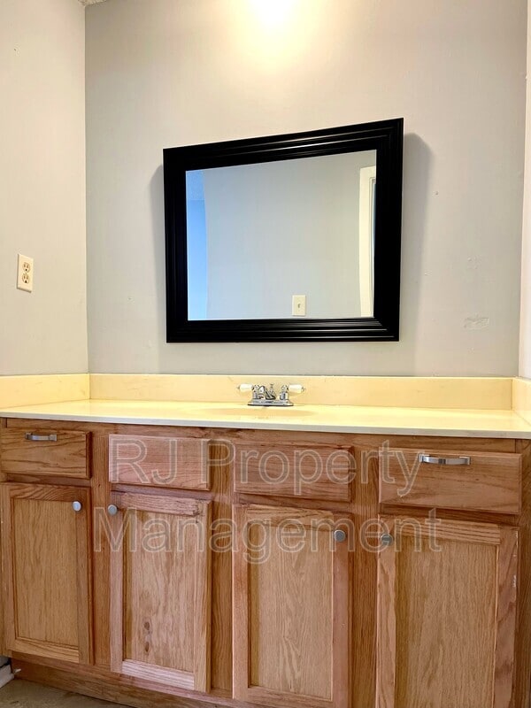 Building Photo - 5531 Quail Thicket