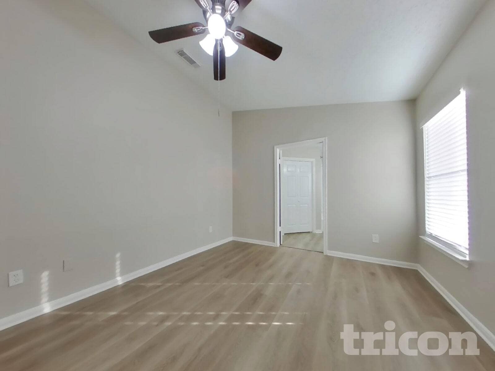 Building Photo - 3254 Kelling St