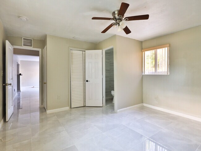 Building Photo - 47 NW 151st St