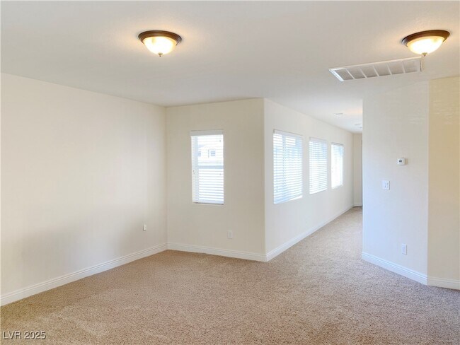Building Photo - 4821 Longshot Dr