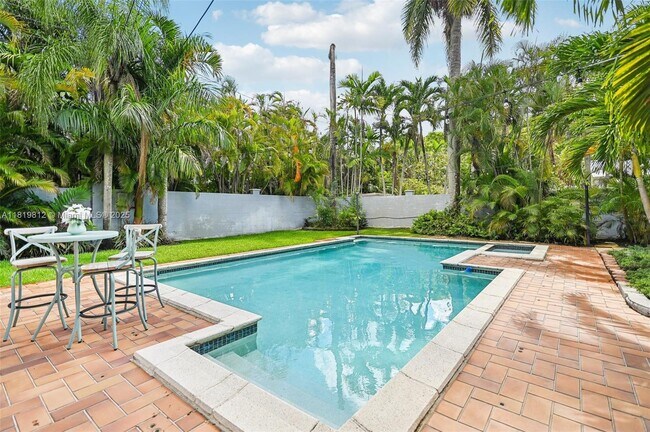 Building Photo - 5703 SW 83rd St