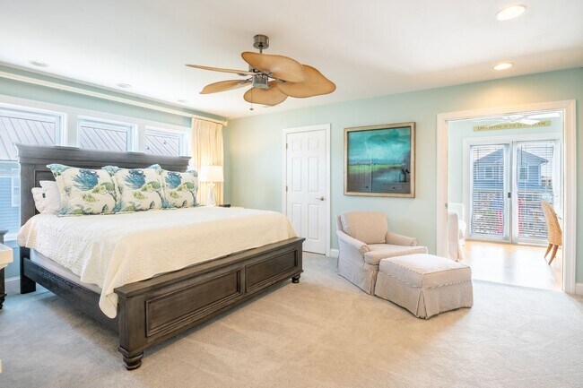 Building Photo - PERFECT SINGLE FAMILY OFF-SEASON MONTHLY R...