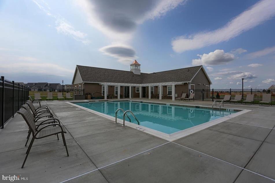 Building Photo - 519 Byler Cir