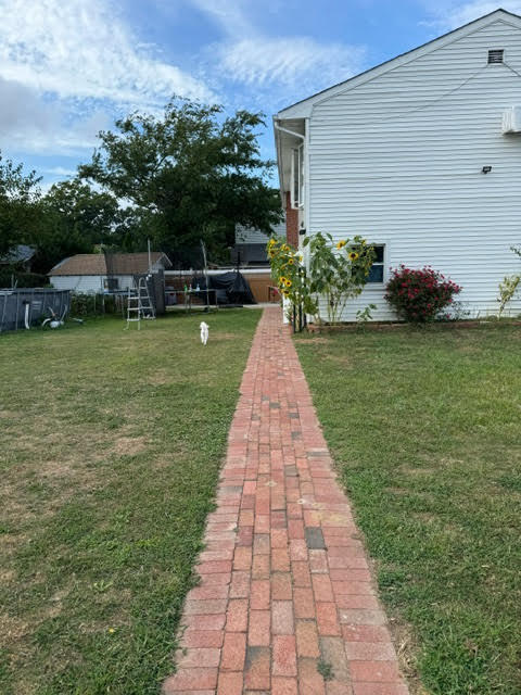 Primary Photo - 145 Volta St