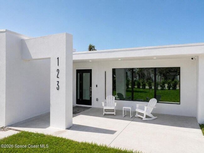 Building Photo - 123 Miami Ave