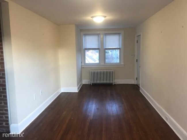 Building Photo - 151 Fairview Ave