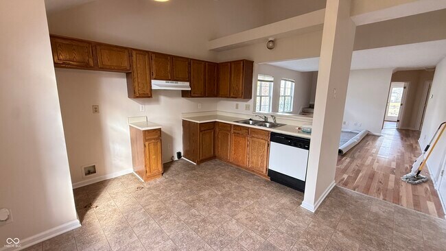 Building Photo - 2119 Galaxy Dr