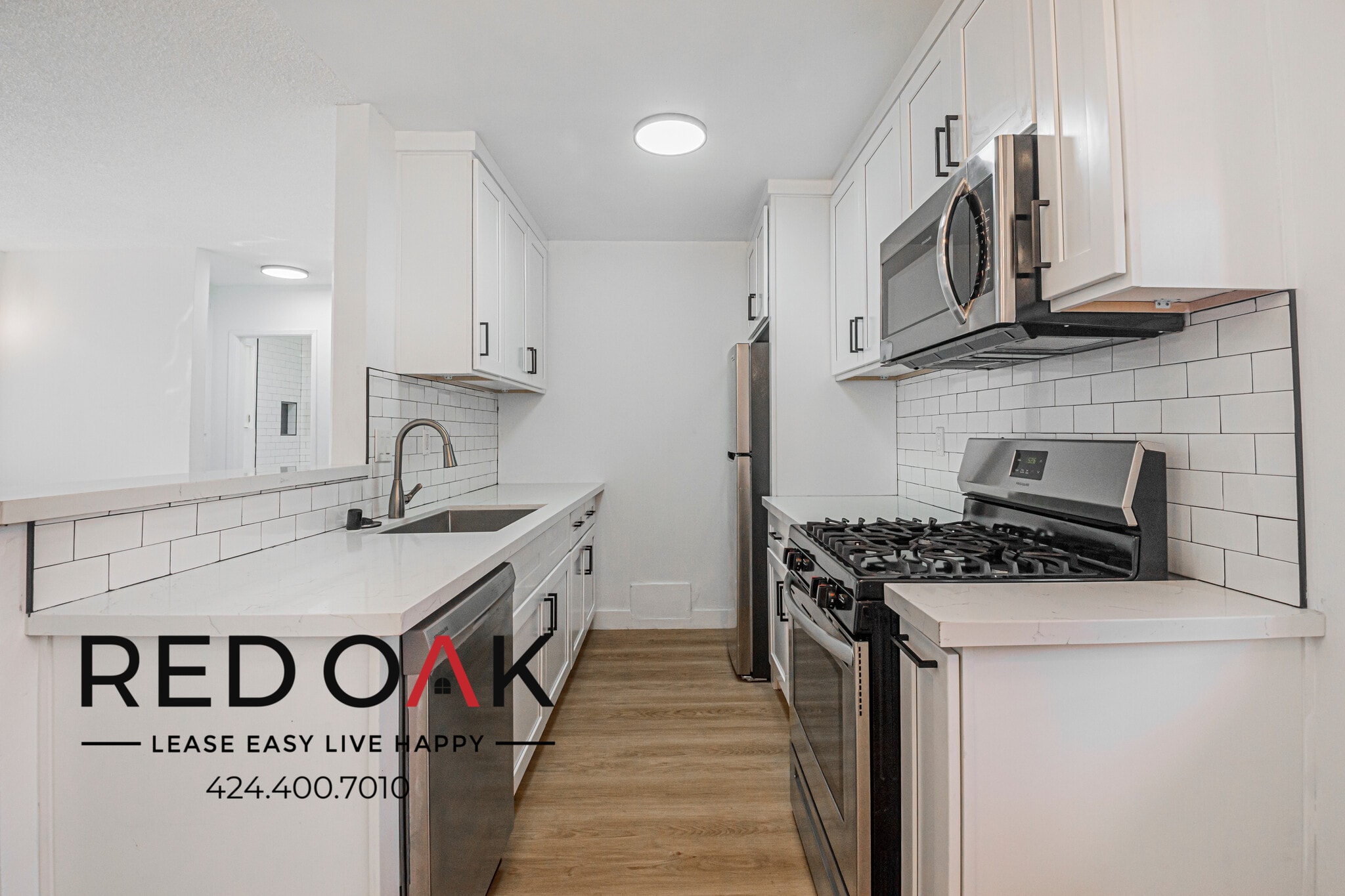 Building Photo - 2244 S Western Ave