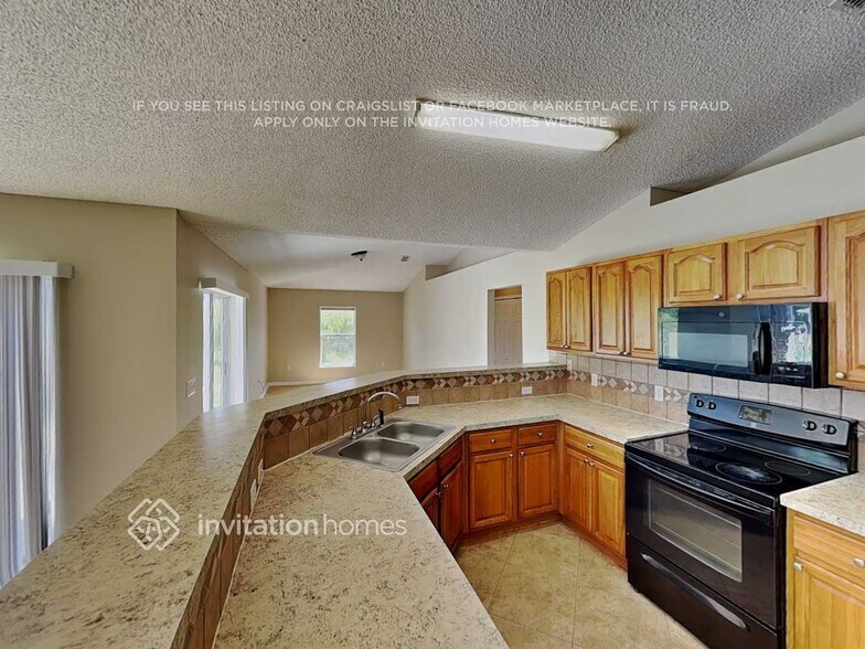 Building Photo - 1407 Kissimmee Ct