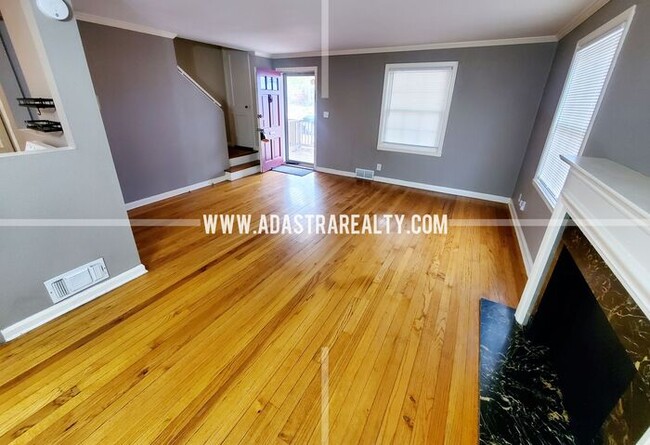 Building Photo - Beautiful Brookside Duplex-Available NOW!!