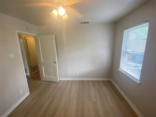 Building Photo - 2025 El Capitan Dr