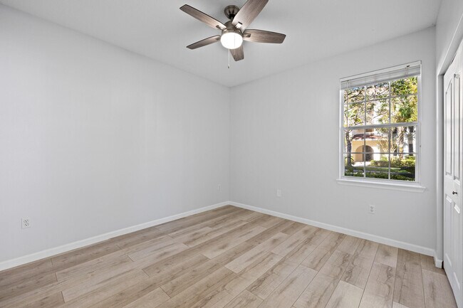 Building Photo - 225 Murcia Dr