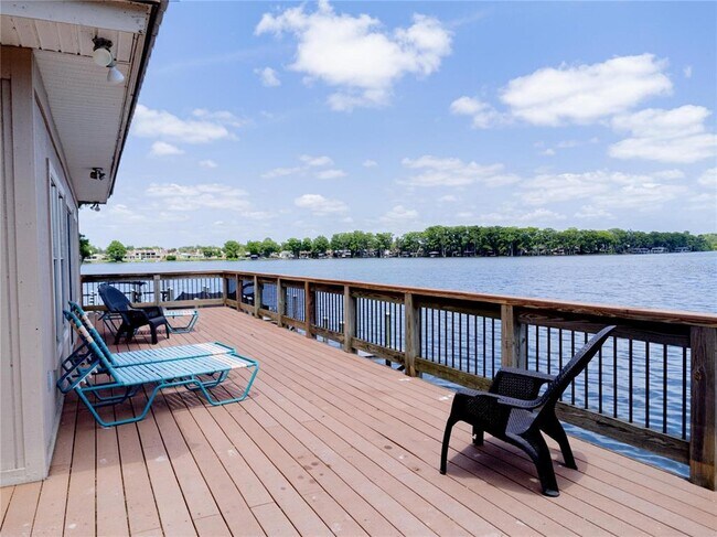 Building Photo - 1159 Calle Del Norte