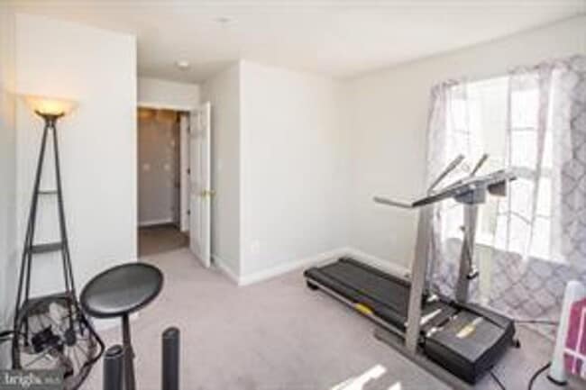 Building Photo - COMING SOON! June 1st - Beautiful Townhouse with 3rd Floor Master Suite!