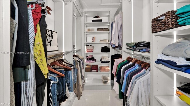 Building Photo - 4 br, 2 bath House - 10451 SW 116th St