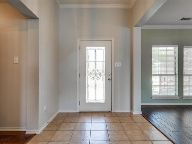 Building Photo - 7721 Willow Ridge Dr