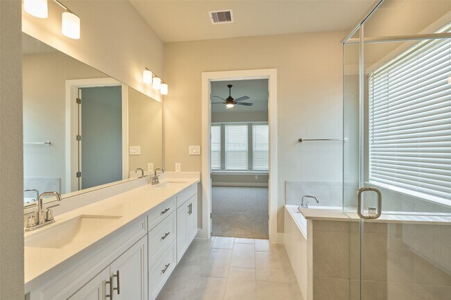 Building Photo - 20730 Open Range Ct