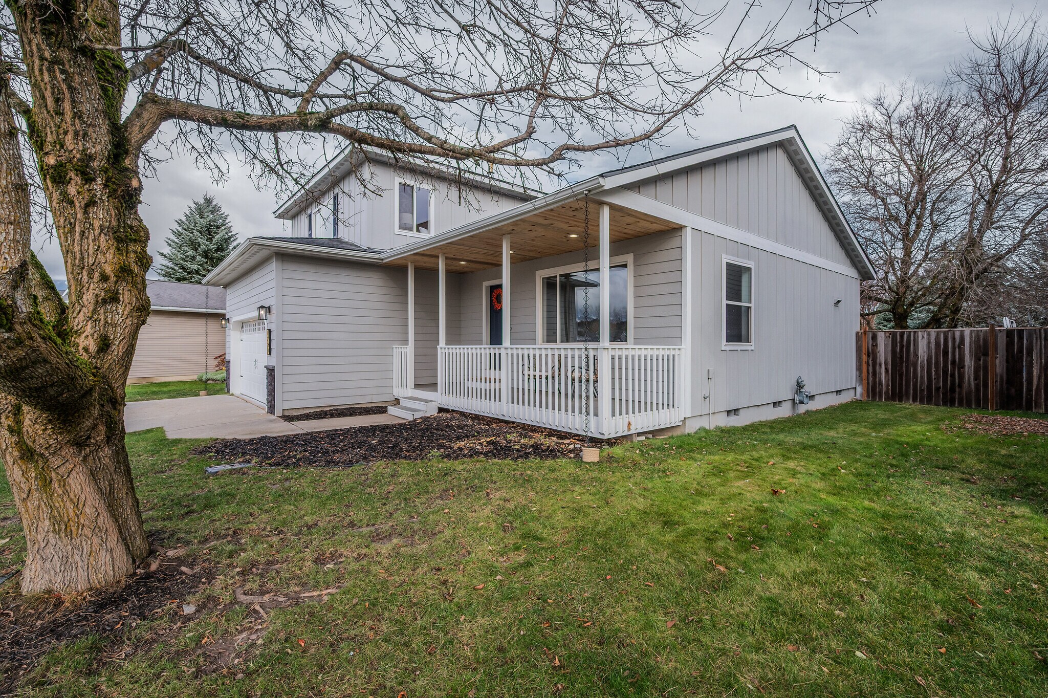 Building Photo - 1721 Northshore Dr