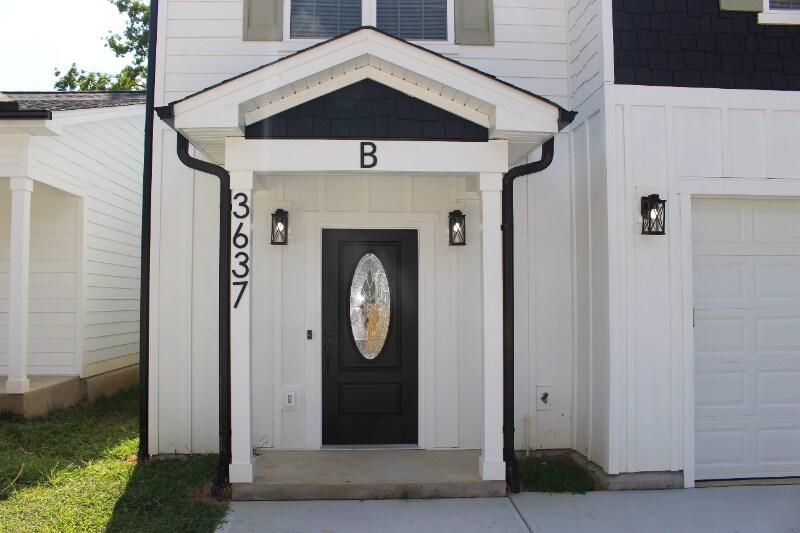 Building Photo - 3637 Guess Rd