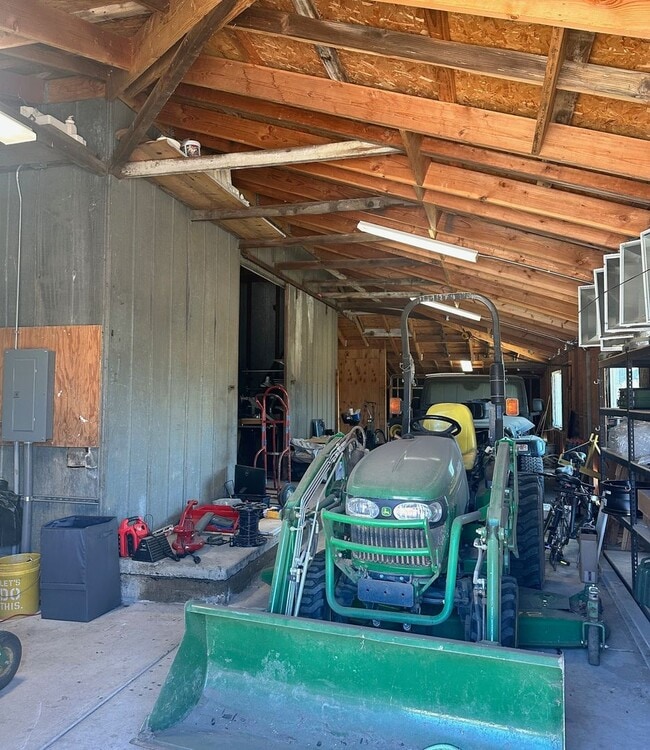 Building Photo - Watsonville: Tranquil Home & Ranch/Farm on...