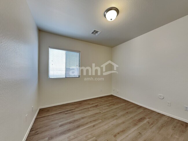 Building Photo - 8211 W Forest Grove Ave