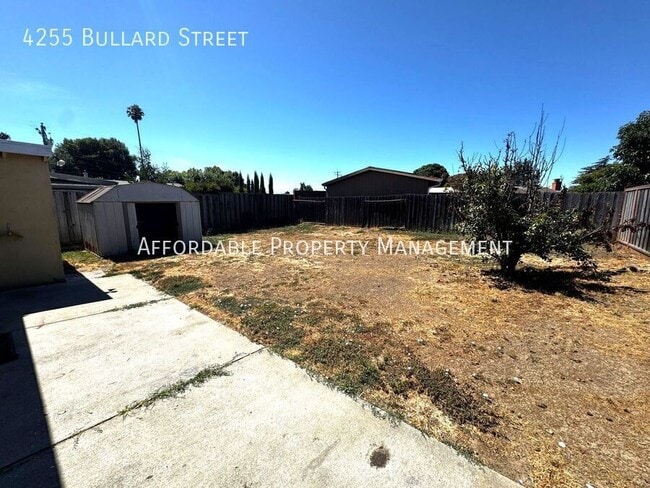 Building Photo - 4255 Bullard St