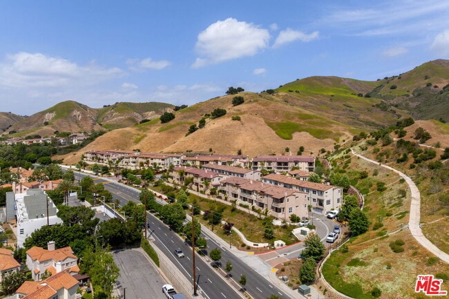 Building Photo - 4462 Paxton Pl