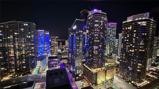 Building Photo - 88 SW 7th St