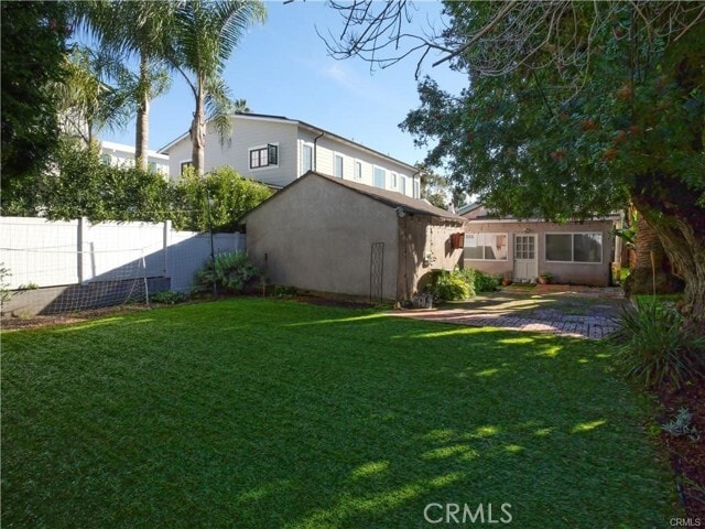 Building Photo - 613 36th St