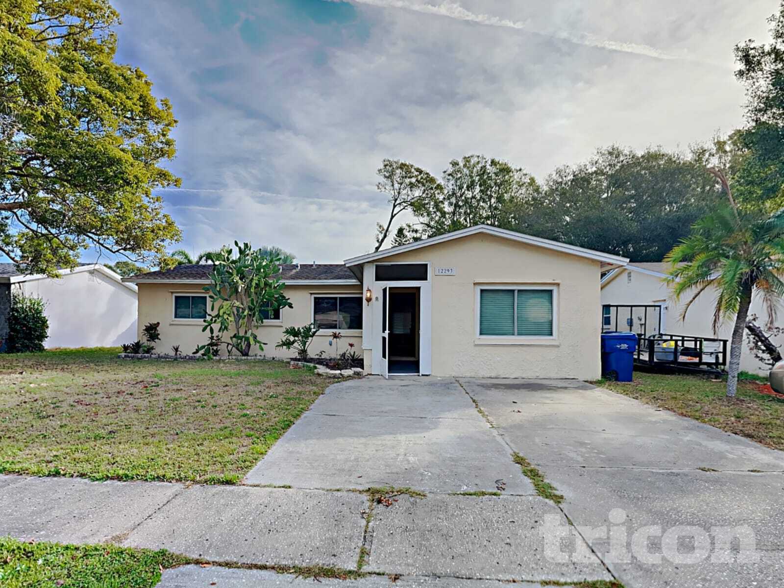 Building Photo - 12293 103rd St N