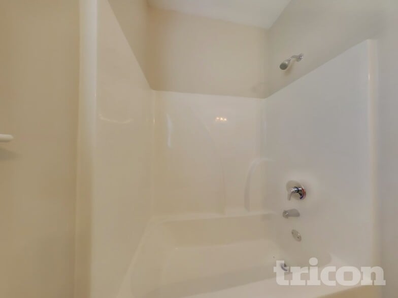 Building Photo - 338 Brookwood Crossing