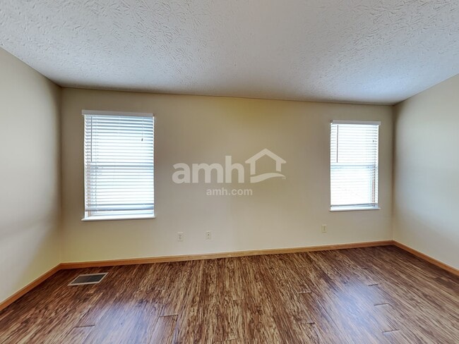 Building Photo - 268 Brandie Dr