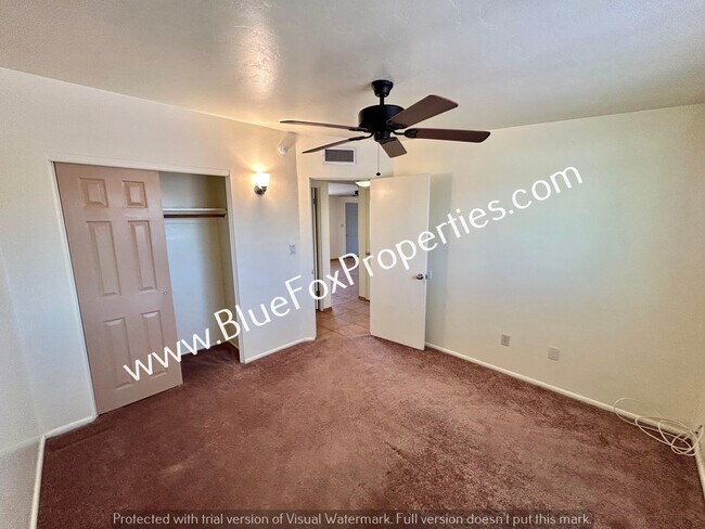 Building Photo - 4853 N Calle Harmonia