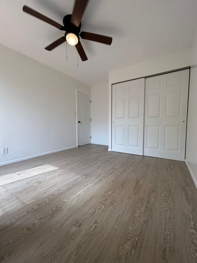 Building Photo - Available on 04/01/26, 785 sqft, 2 Bedroom, 1 Bathroom, 2 Assigned Parking in desirable Mililani