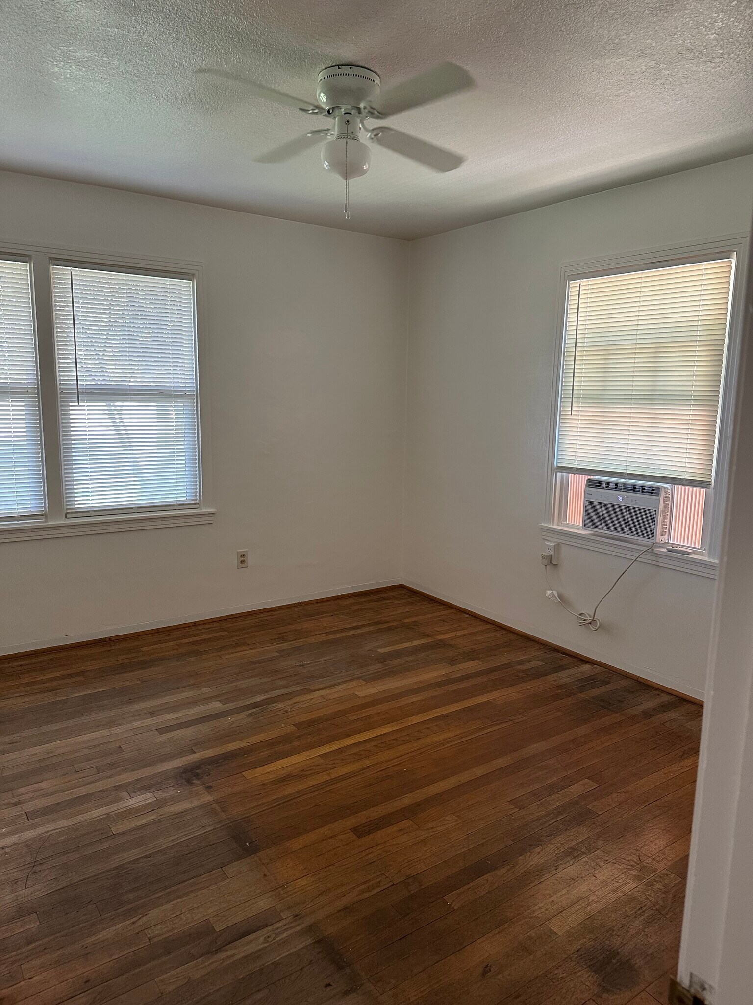 Front bedroom - 2120 5th St
