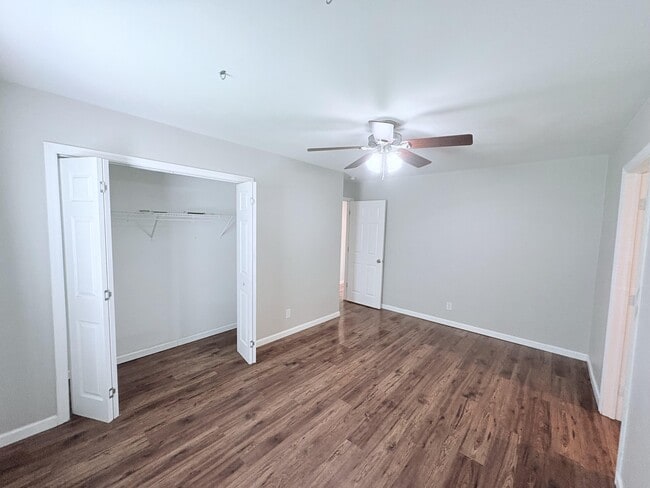 Building Photo - 109 Sheffield Rd