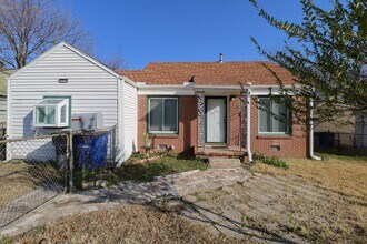 Building Photo - 3 Bed | 1 Bath in North Tulsa!